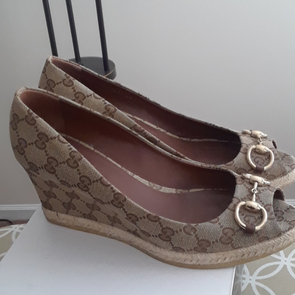 Authentic Gucci Charlotte Peep Toe Wedges